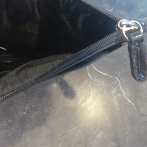 Coach Black White Grey Signature Zip Pouch Keychain Wallet 14.5 x 10 x 2 cm (B1) - Picture 5 of 6